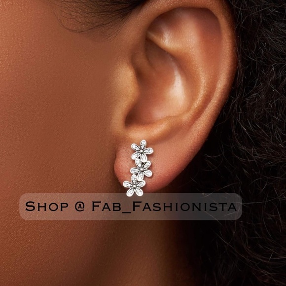 Pandora Daisy Pave Earrings Sterling Silver - Picture 13 of 14